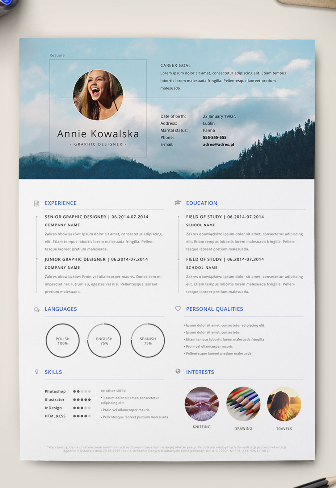 7 Free Editable Minimalist Resume CV In Adobe Illustrator 